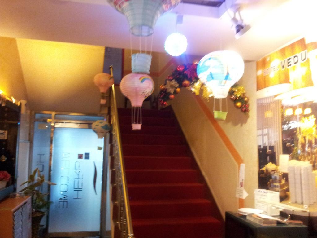 Vedu Hotel Herb Инчон Екстериор снимка