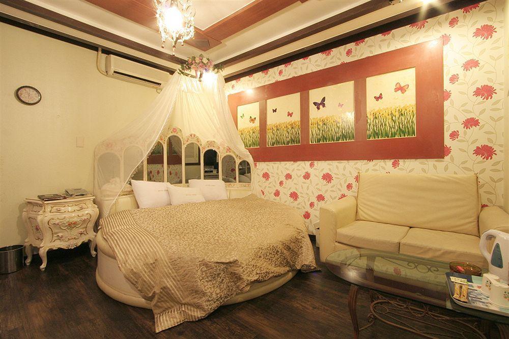 Vedu Hotel Herb Инчон Екстериор снимка