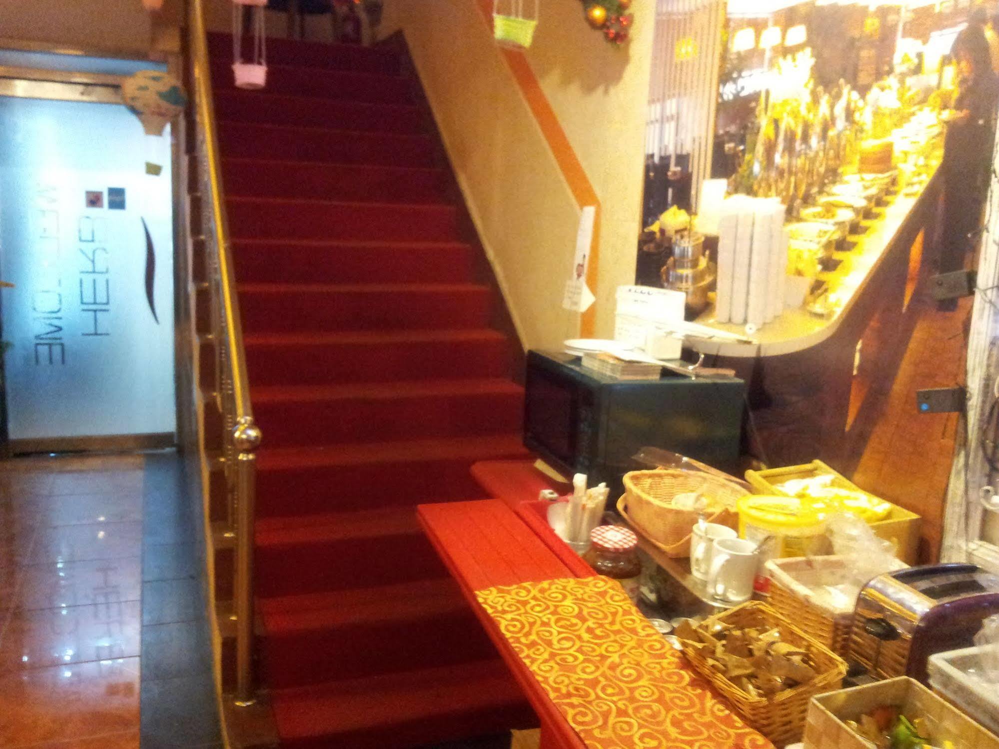 Vedu Hotel Herb Инчон Екстериор снимка